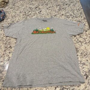 Columbia Heather Gray Outdoor Graphic Tee